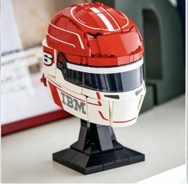 Il nuovo modello di casco da p - Event Party recensione e prezzo